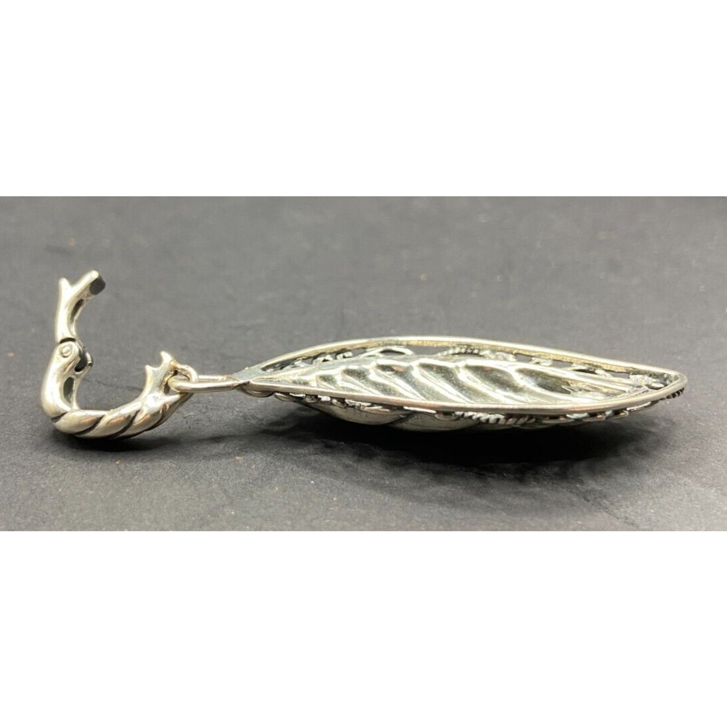 Carolyn Pollack Relios Leaf Shaped Pendant 925 Sterling Silver Scroll Filigree