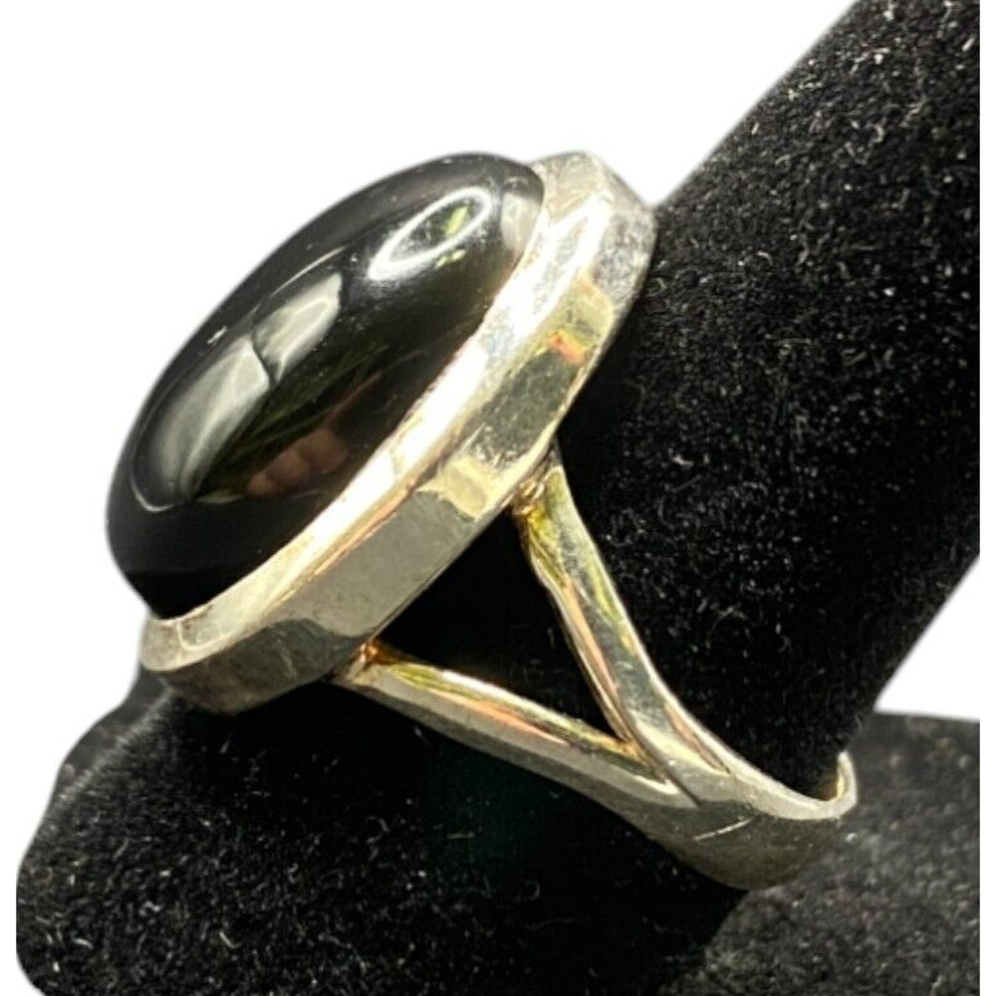 Black Onyx Cocktail Ring Oval Cabochon Gemstone Silver Tone Metal Size 7