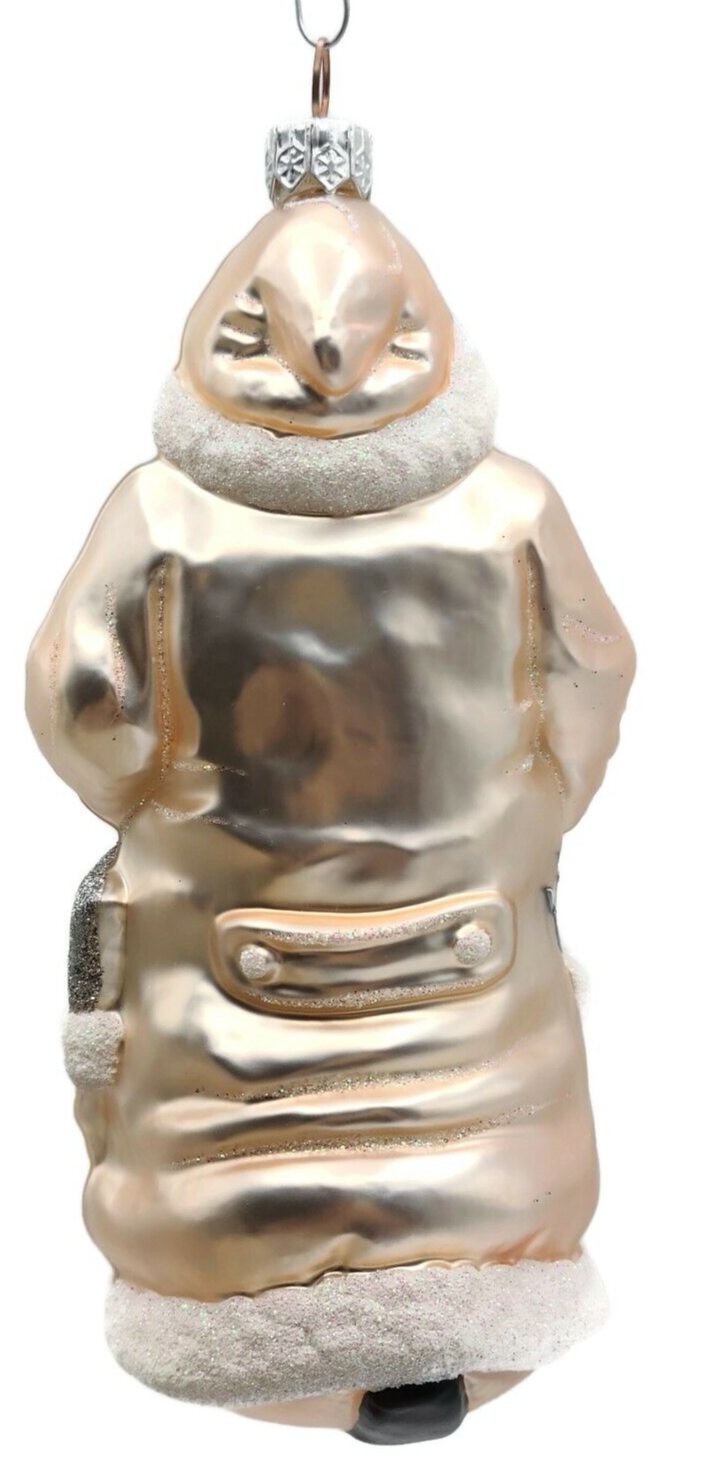 43873018