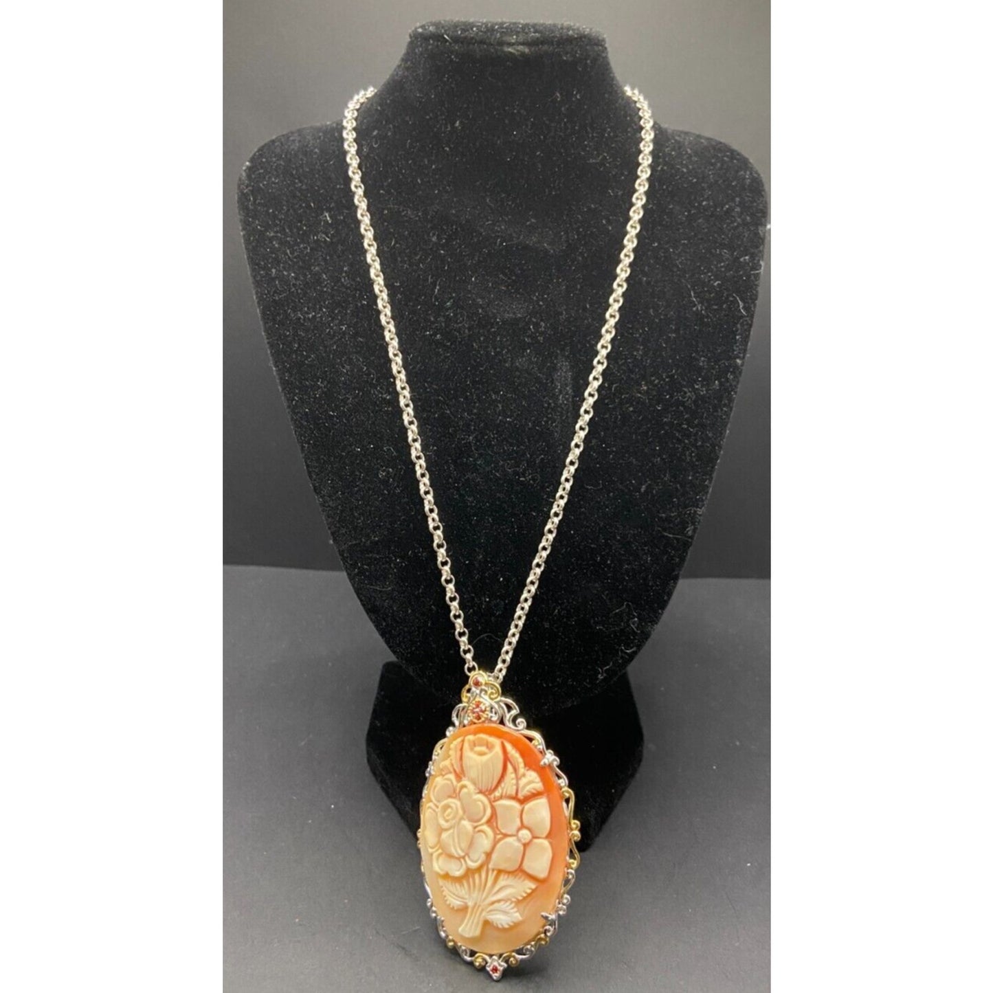 Gems En Vogue II Jewelry Set Italian Shell Cameo Flower Necklace Earrings Ring