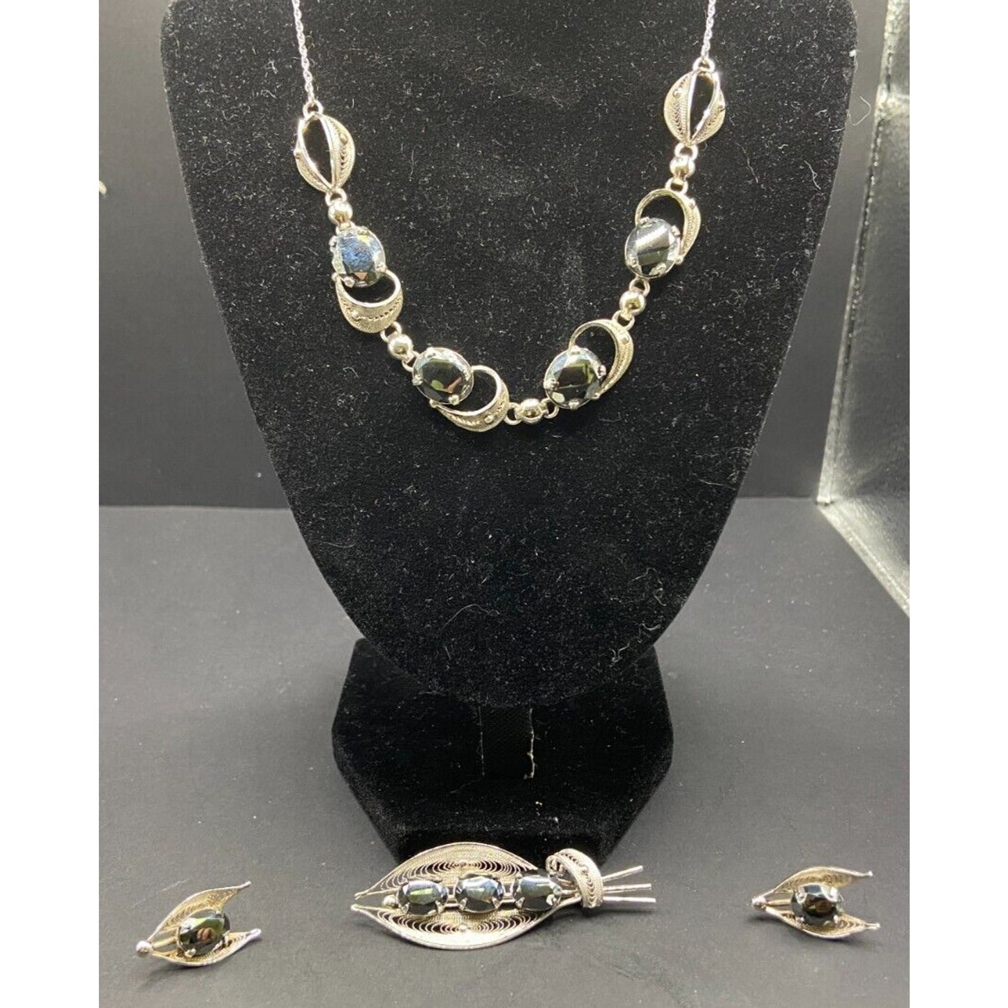 Sorrento 925 Sterling Silver Hematite Jewelry Set Necklace Brooch Earrings