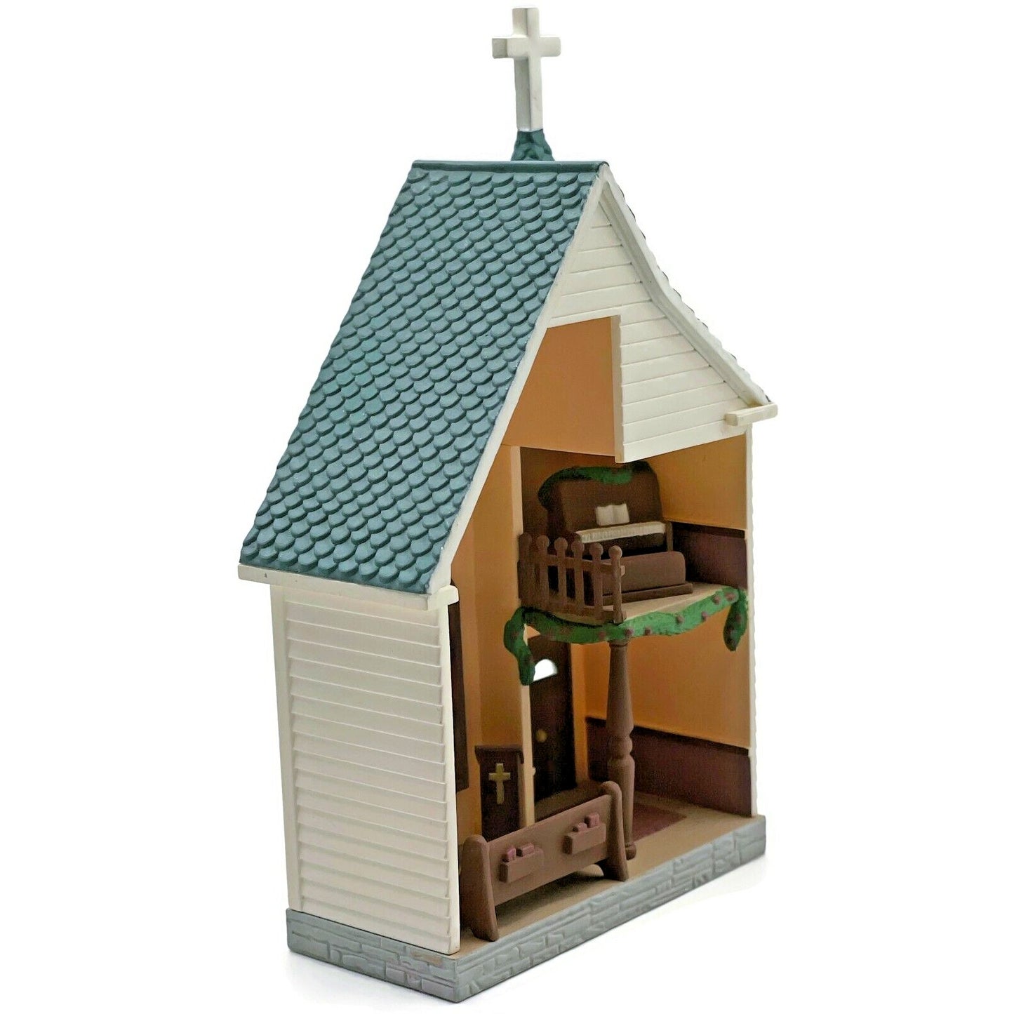 Hallmark Town Church 1995 Nostalgic Houses Shops Christmas Keepsake Ornament
