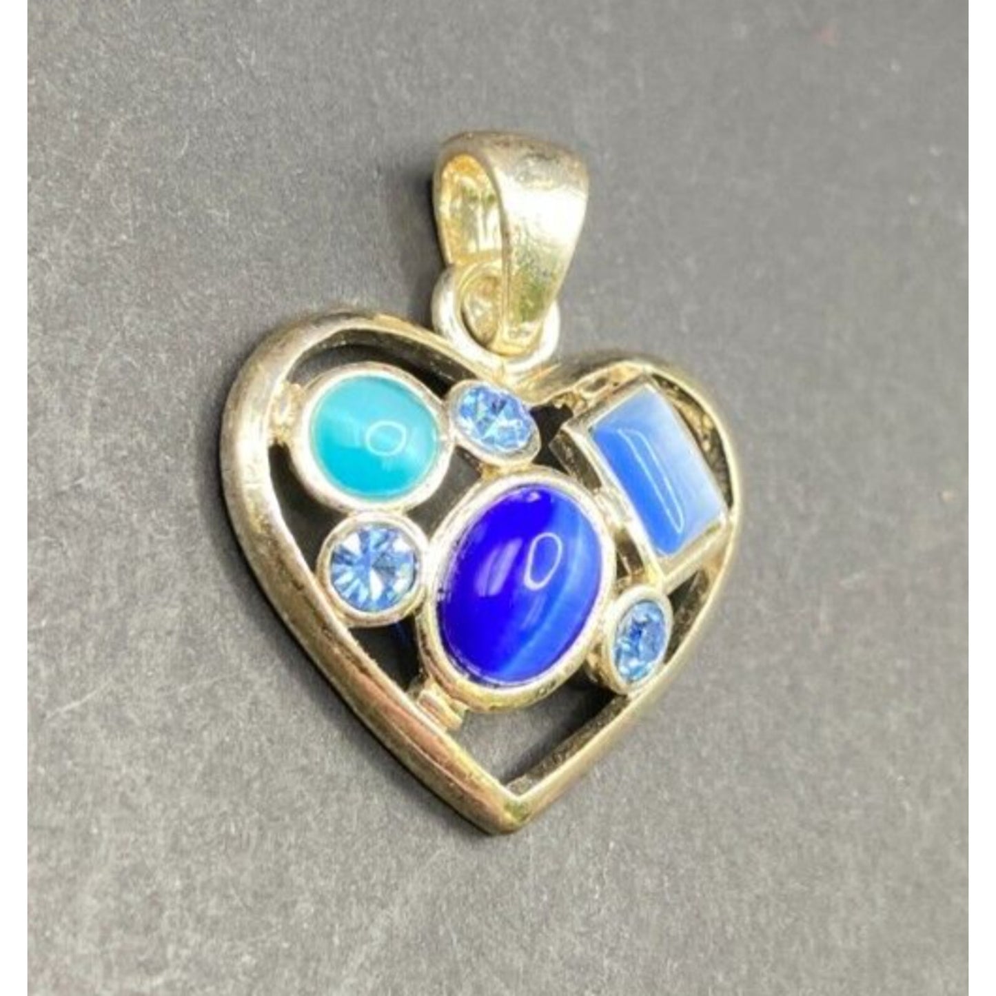 Heart Shaped Pendant Lapis Lazuli Blue Mixed Gemstones Silver Tone Metal