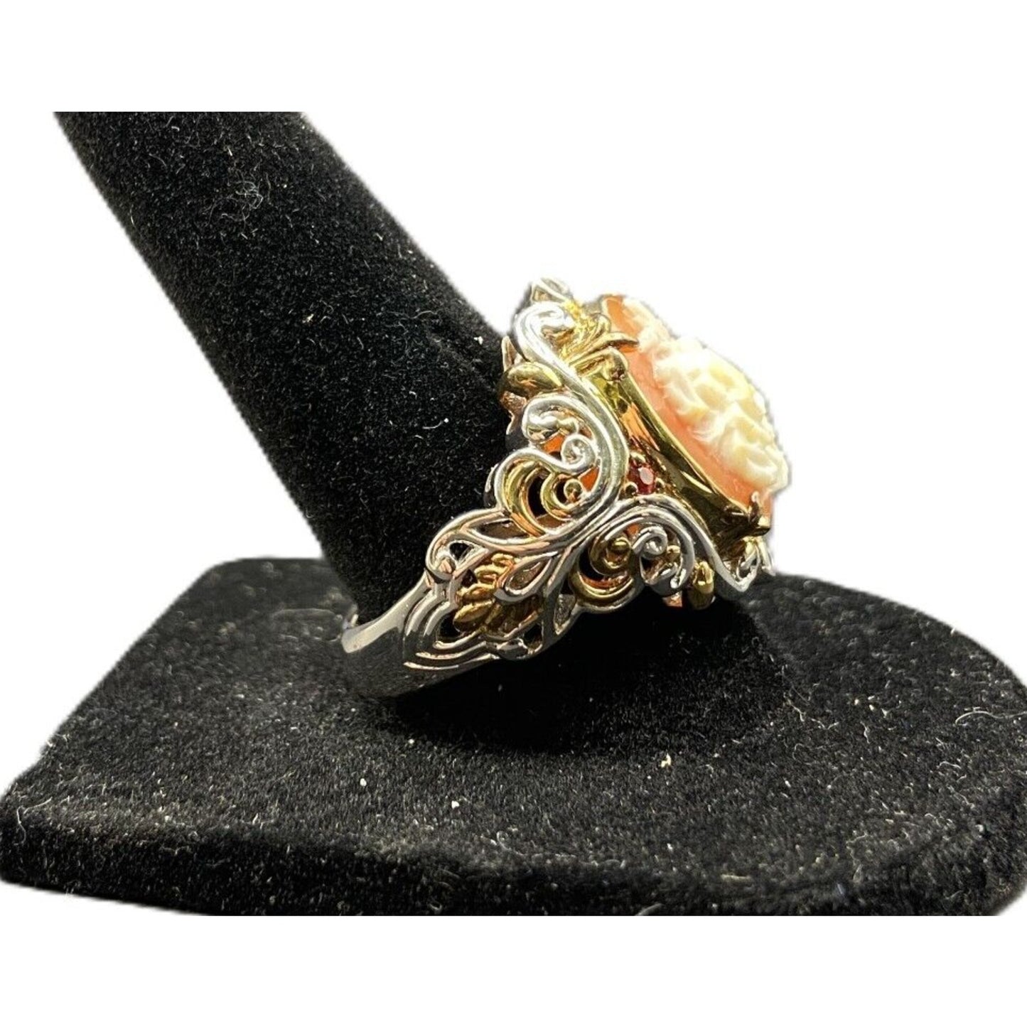 Gems En Vogue II Jewelry Set Italian Shell Cameo Flower Necklace Earrings Ring