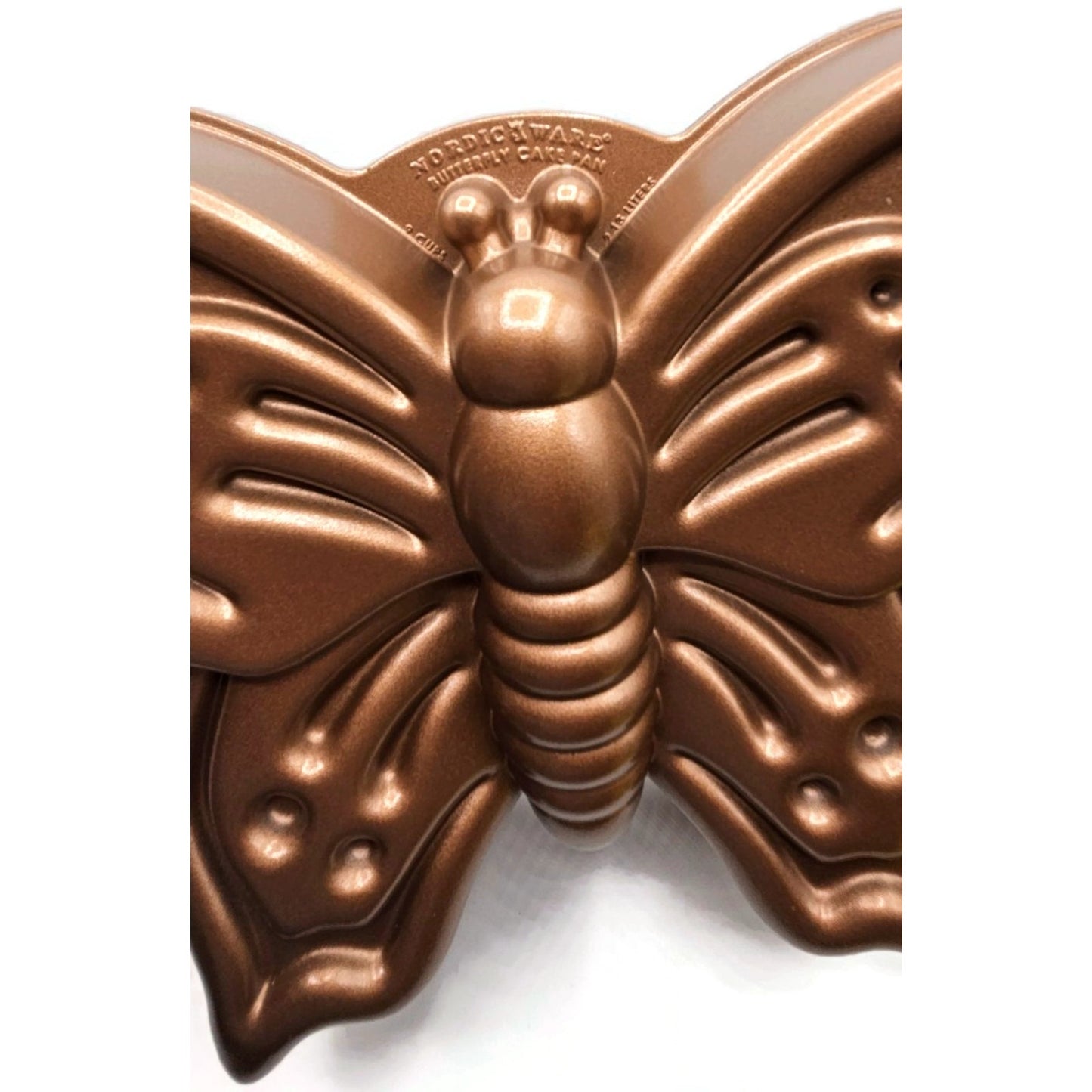 Butterfly Cake Pan Cast Aluminum Spring Summer Non Stick 9 Cups Nordic Ware Bug