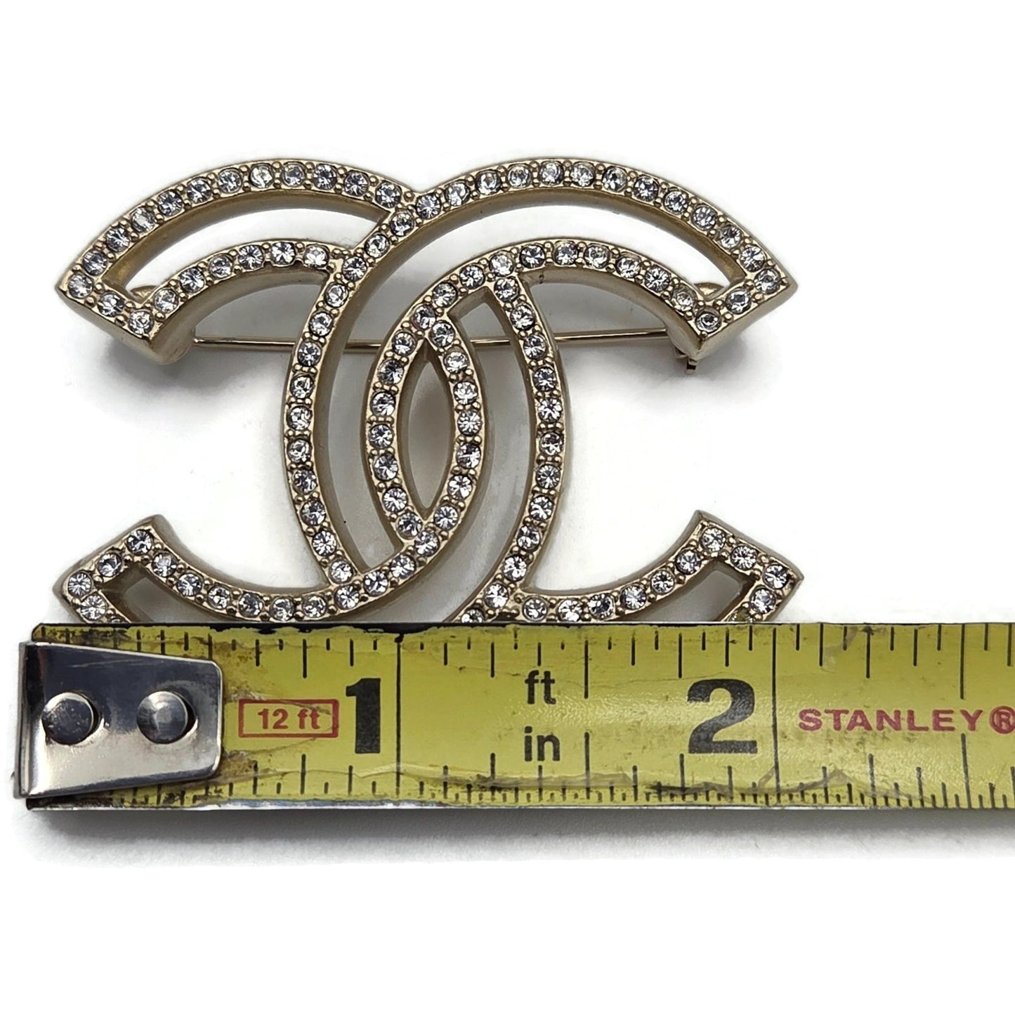 Chanel CC Logo Shaped Brooch Pin Rhinstone Crystal Details Jewelry Silver Tone