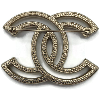 Chanel CC Logo Shaped Brooch Pin Rhinstone Crystal Details Jewelry Silver Tone