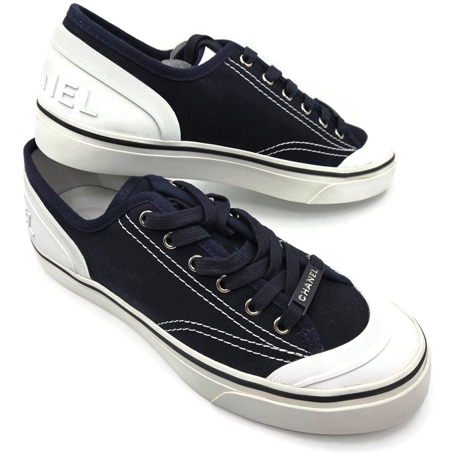 CHANEL Navy Fabric Sneakers Womens Size 40 White Sole Lace Up Low Top Box G34760