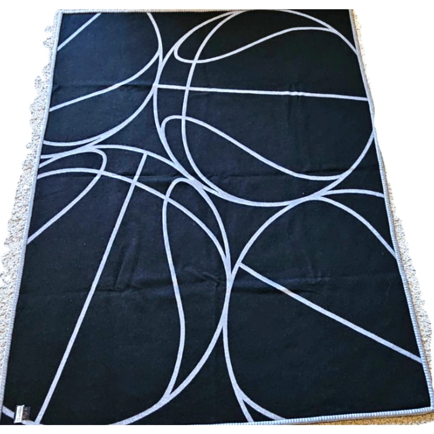Louis Vuitton NBA Blanket Basketball Court Monogram Wool Cashmere MP2885 Rare