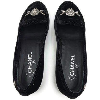 Chanel Velvet Lion Loafers Black Coco EU Size 40 US Size 10 with Box 2 Dust Bags