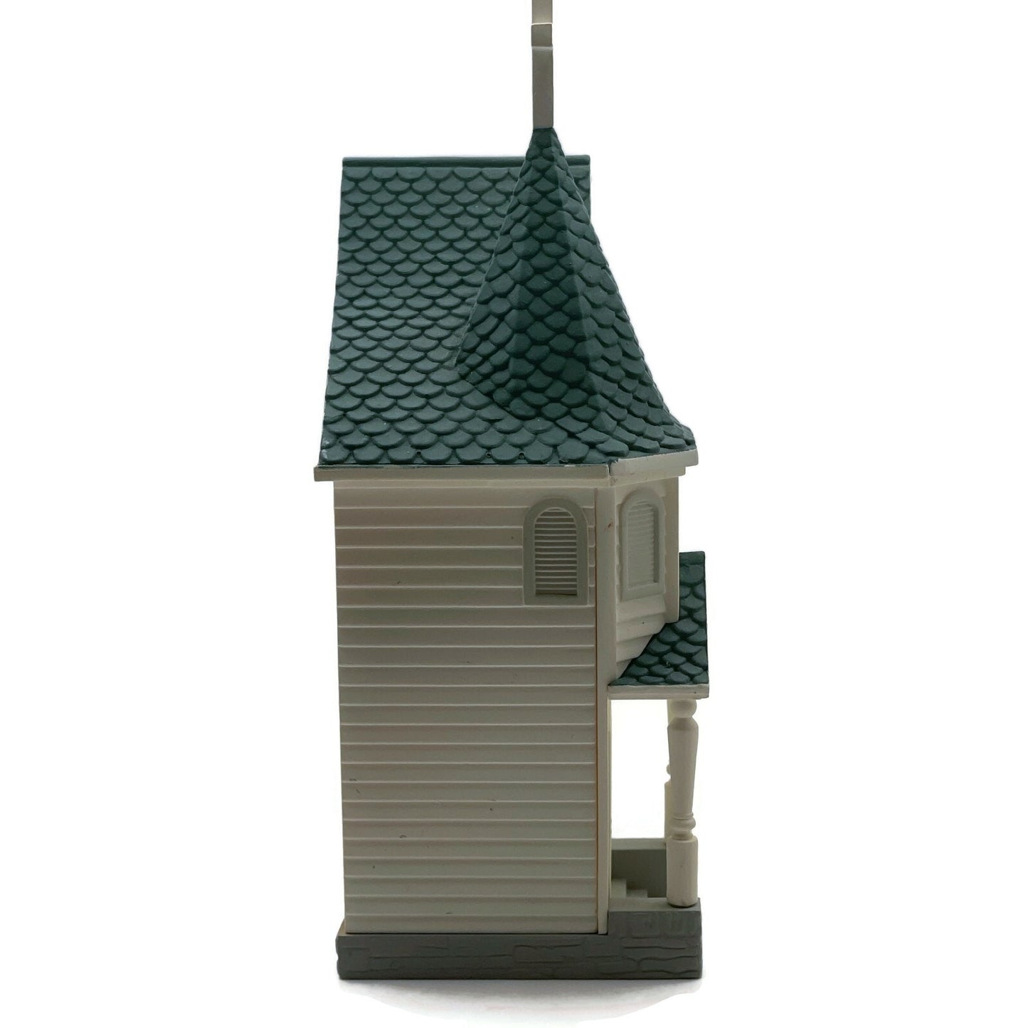 Hallmark Town Church 1995 Nostalgic Houses Shops Christmas Keepsake Ornament