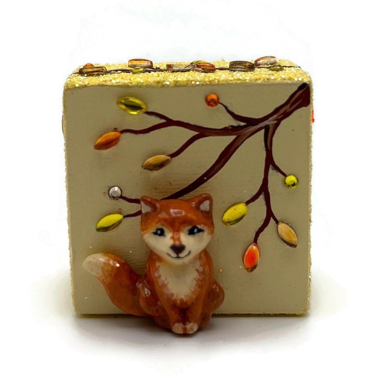 Patricia Breen Presenting Gold Fox Fall Leaves Free Standing Ornament Set