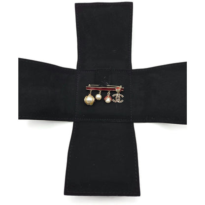 Chanel Gold Enamel Ladybug & Pearl Dangling Brooch A97981 Z5712 Spring 2018 VTG