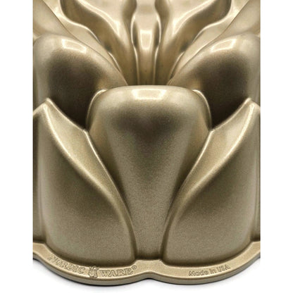 Magnolia Bundt Cake Pan Flower Non Stick 10 Cup Williams Sonoma Nordic Ware