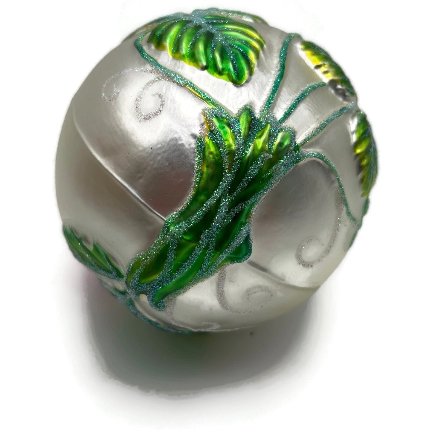 Patricia Breen Strawberry Egg Matte Fruit Green Pearl Red Easter Ornament NM