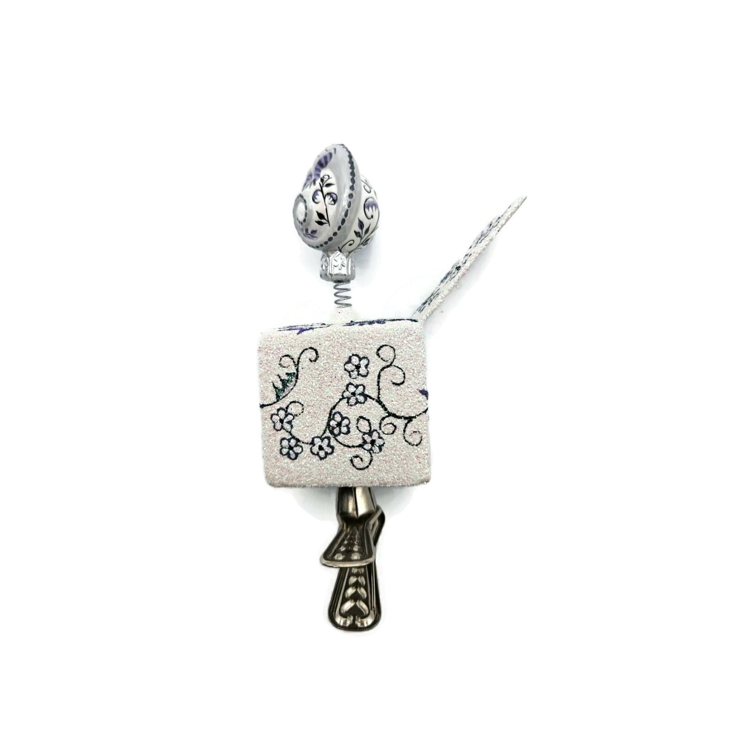 Patricia Breen Pop Goes the Chameleon Chinoiserie Violet Clip On Spring Ornament