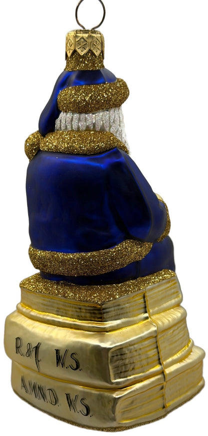 Patricia Breen Santa Reads Romeo Juliet Shakespeare Christmas Tree Ornament 99318