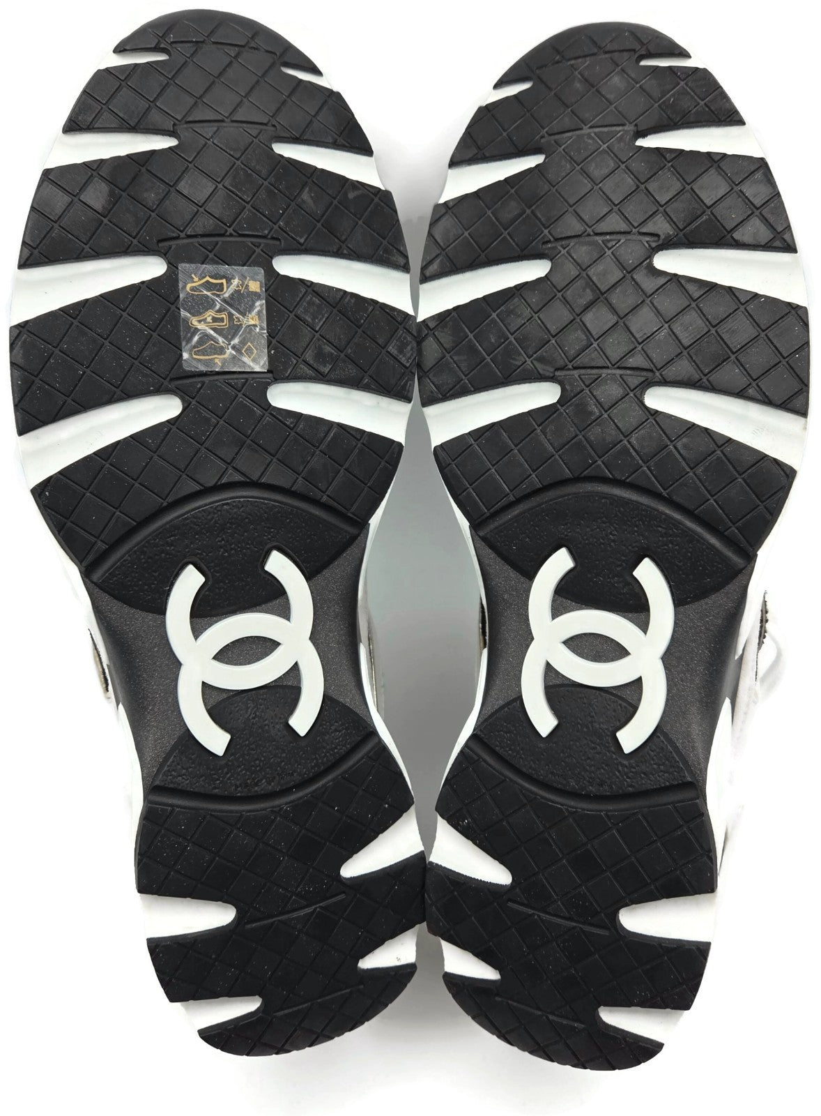 Chanel CC Low Yop Sneakers Size 40 Black White Gold Leather Tennis Shoes Rare12