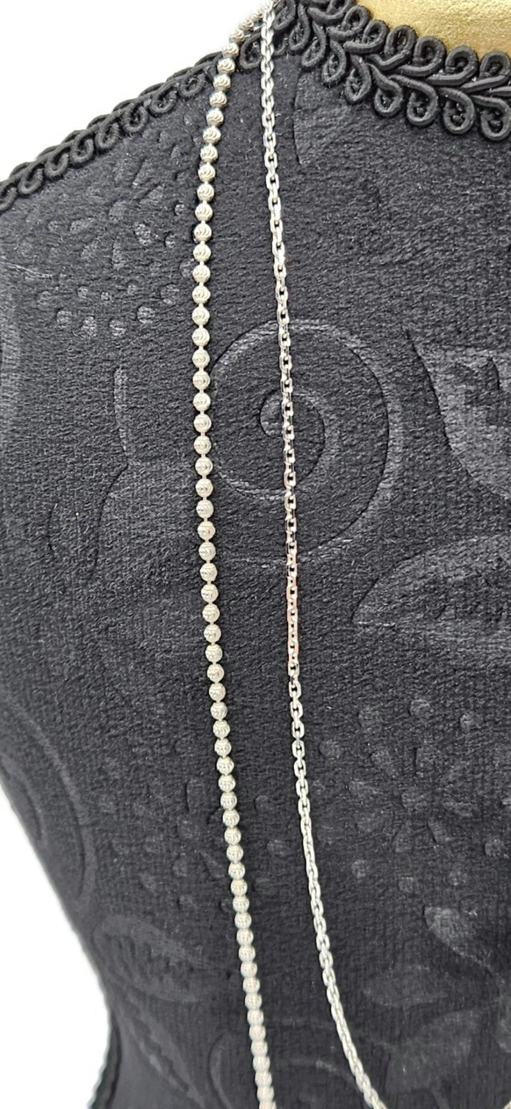 Chanel Fil de Camelia Diamond 14K Pendant and 18K White Gold Necklace Chain2