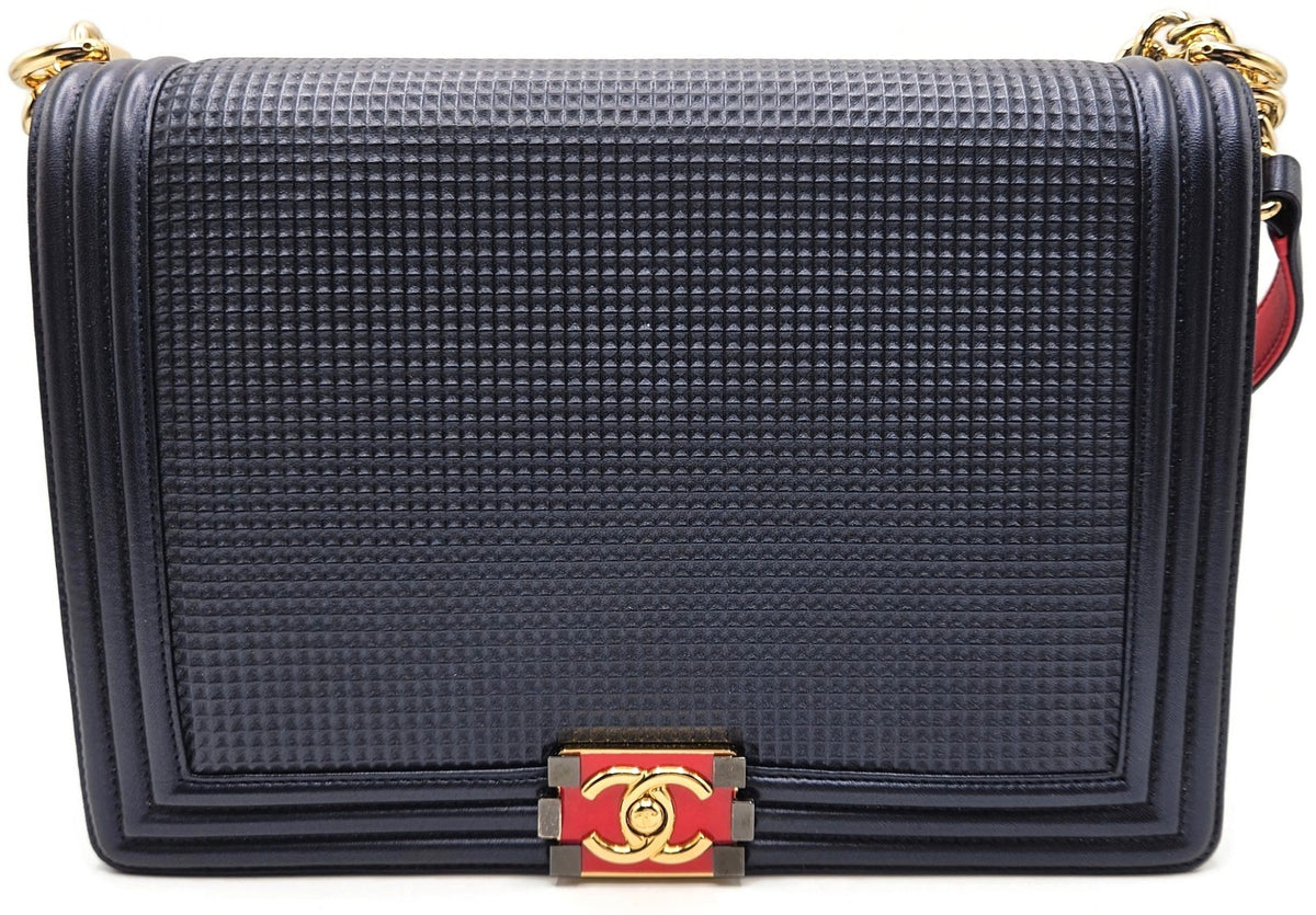 CHANEL Large Boy Flap Bag Navy Blue Calfskin Leather Gold Hardware Shoulder Bag2