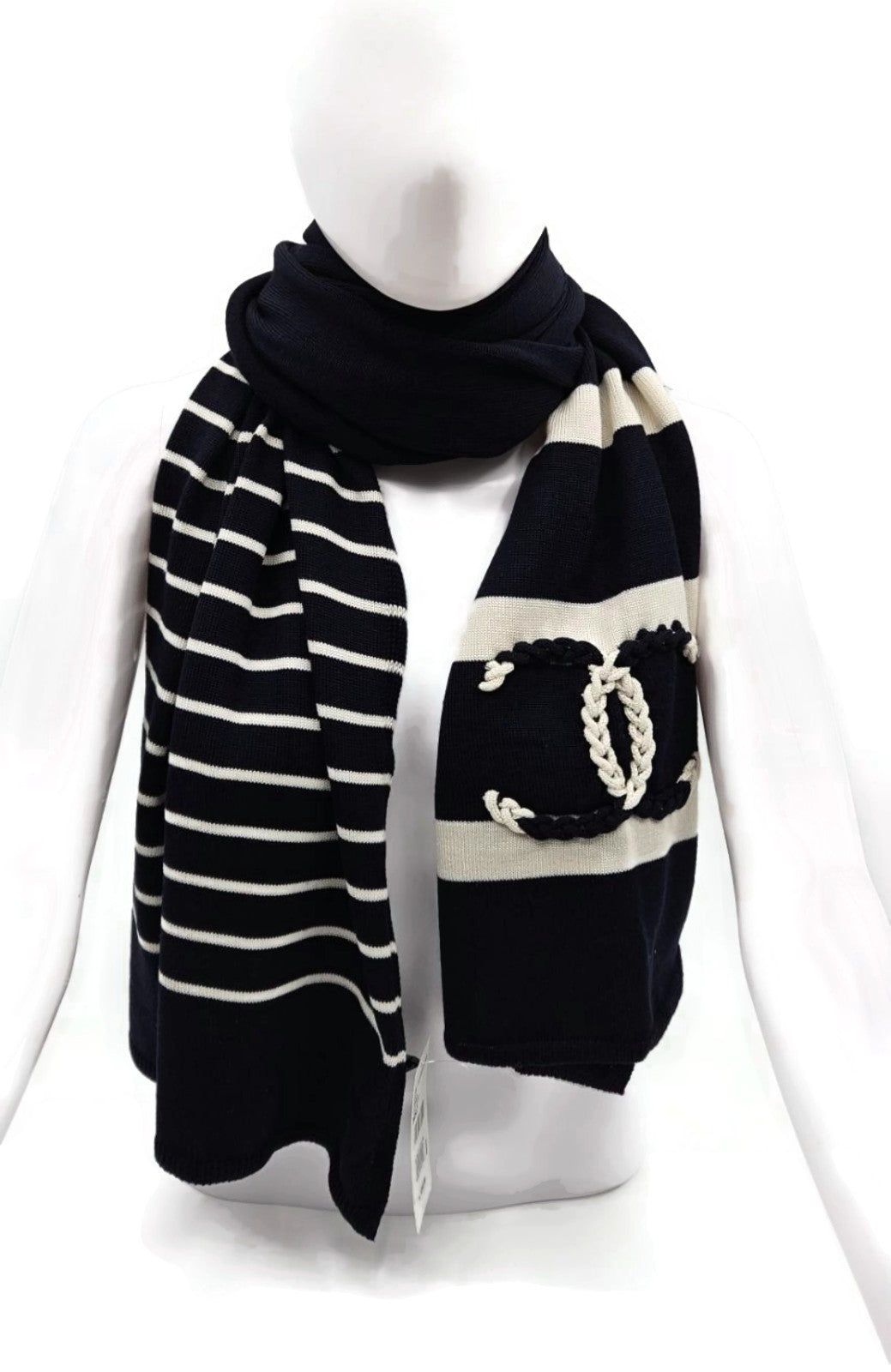 Chanel 19C Cruise Navy Ivory CC Logo Wool Silk Cashmere Scarf AA1058 X124030