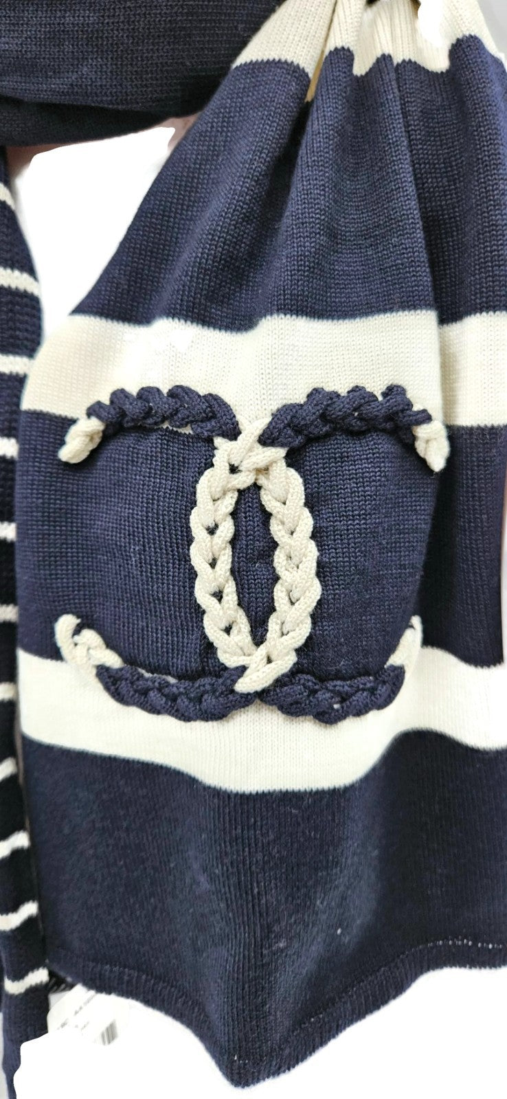 Chanel 19C Cruise Navy Ivory CC Logo Wool Silk Cashmere Scarf AA1058 X124034