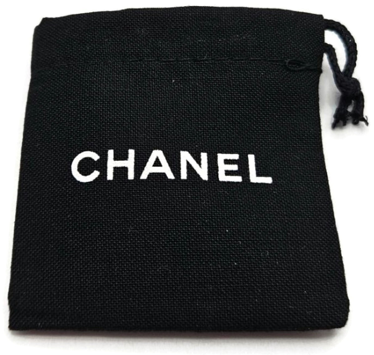 CHANEL 31 Rue Cambon Paris CC Enamel Brooch Pin Blue Red Gold B17 C14