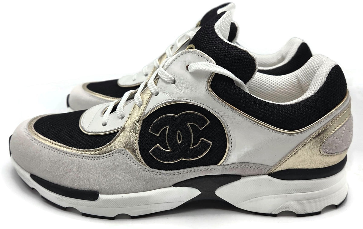 Chanel CC Low Yop Sneakers Size 40 Black White Gold Leather Tennis Shoes Rare9