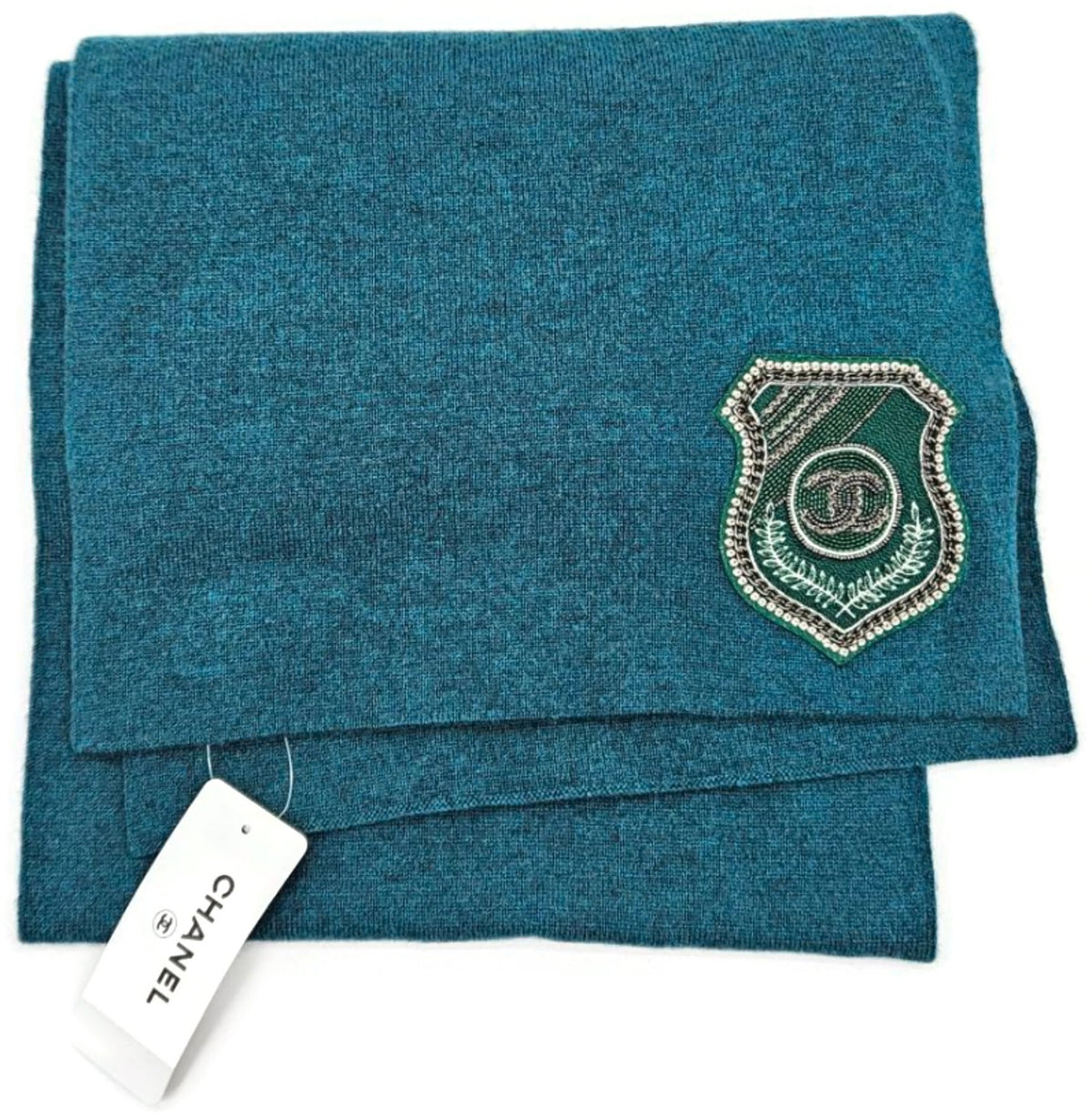 CHANEL 13A Coco Mark Shield Green Cashmere Scarf Wrap Stole NWT Made In Italy6