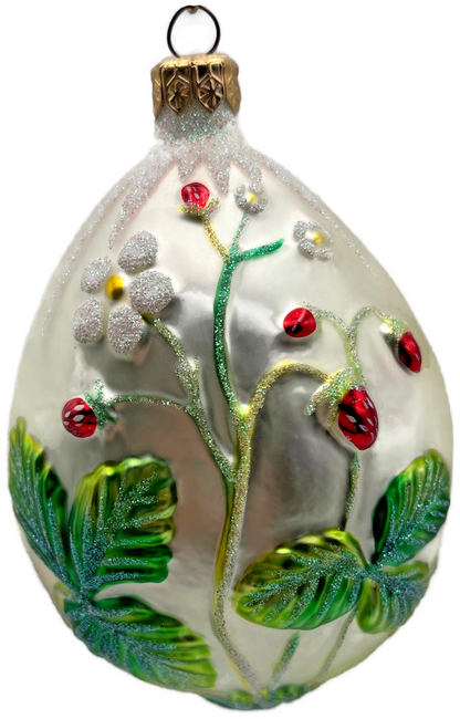 Patricia Breen 1998 Strawberry Egg Matte Pearl Neiman Marcus Easter Ornament0