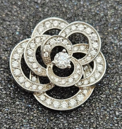Chanel Fil de Camelia Diamond 14K Pendant and 18K White Gold Necklace Chain3