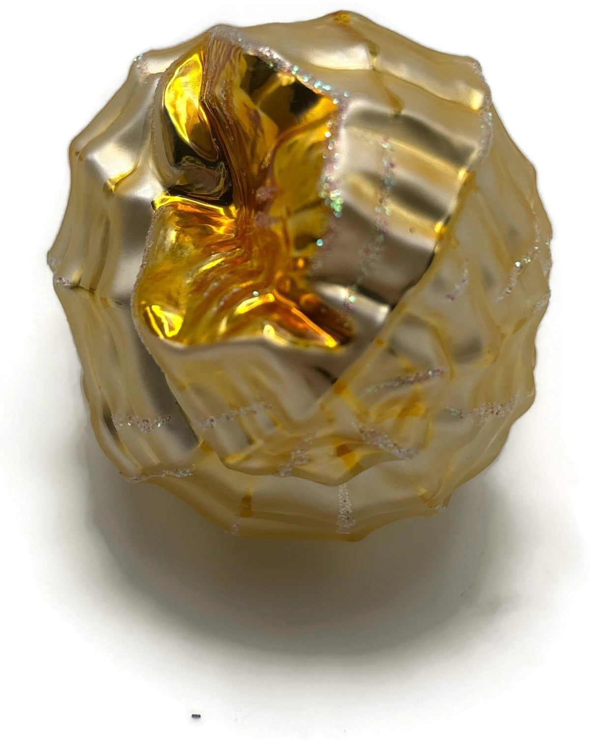 Patricia Breen Eric's Shell Gold Nautical Aquatic Christmas Ornament 9900CATZ8