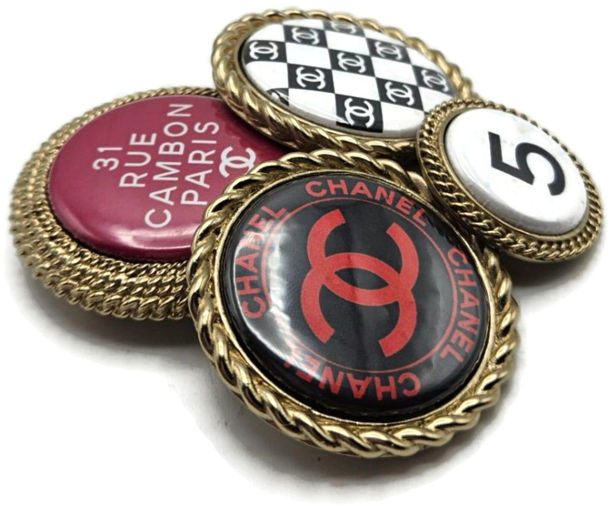 Chanel 4 Charm Cluster Brooch Pin 31 Rue Cambon No 5 Printemps Gold Enamel 23P1