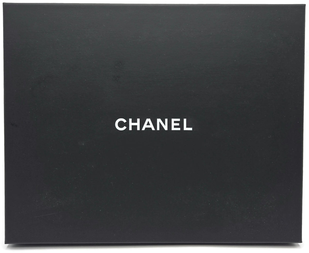 Chanel Fil de Camelia Diamond 14K Pendant and 18K White Gold Necklace Chain18
