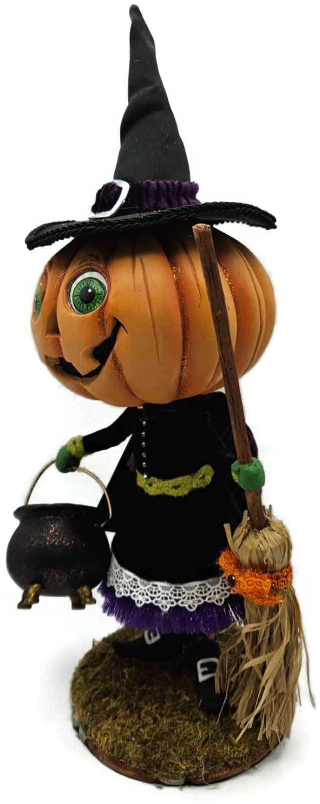 Katherine's Collection Halloween Hollow Wanda Witch Trick or Treater Figurine7