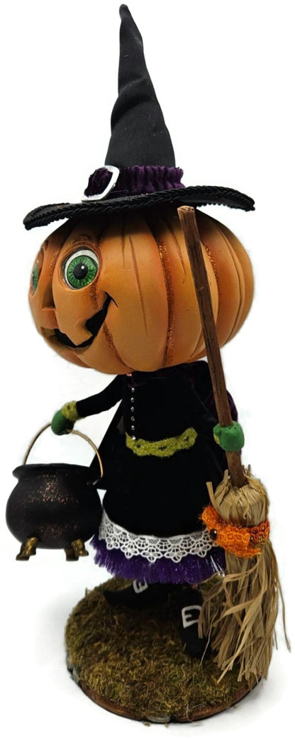 Katherine's Collection Halloween Hollow Wanda Witch Trick or Treater Figurine7