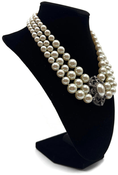 925 Marked 3 Strand Cream Pearl-Look Choker Necklace Oval Centerpiece 16in2