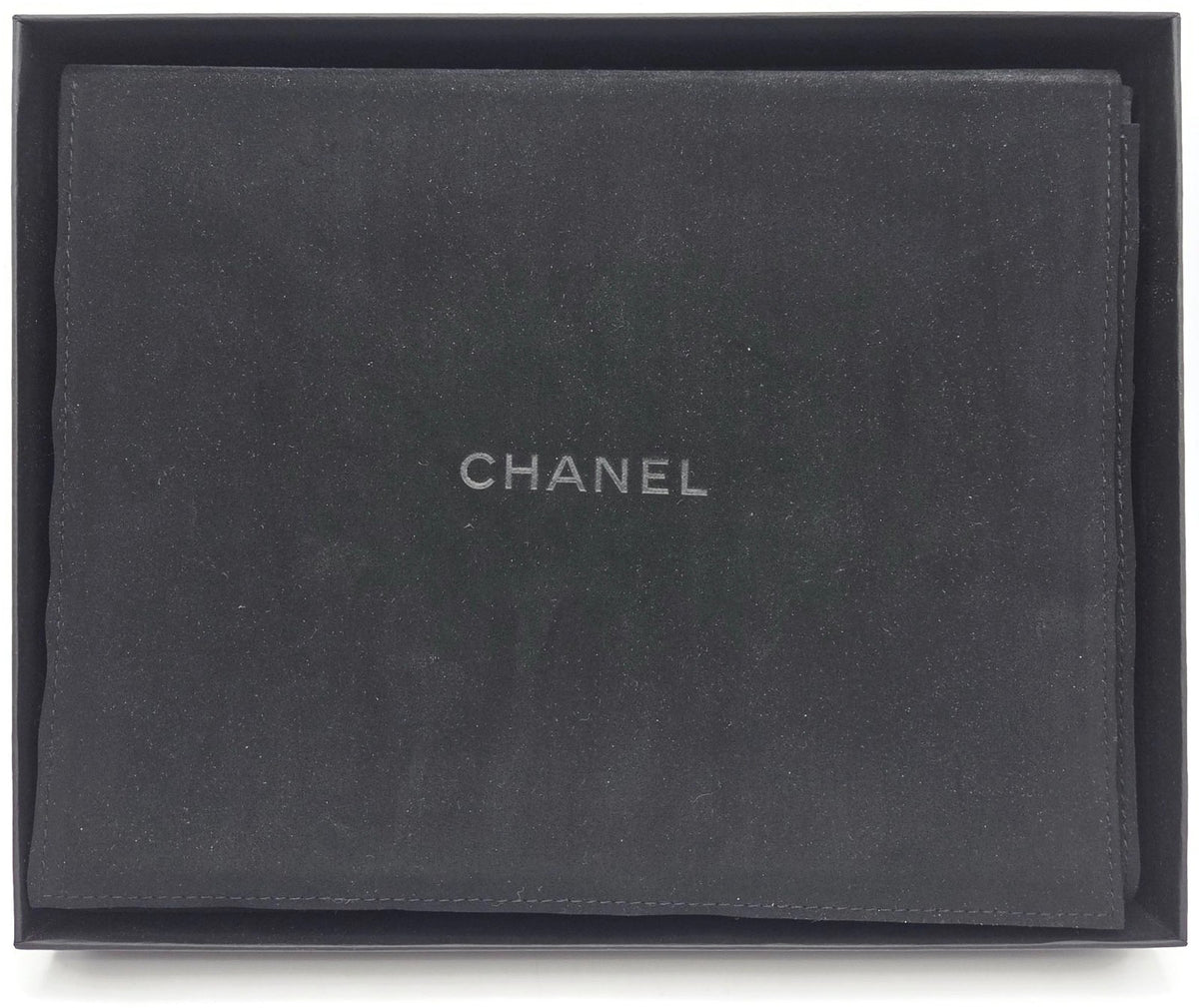 Chanel Fil de Camelia Diamond 14K Pendant and 18K White Gold Necklace Chain17