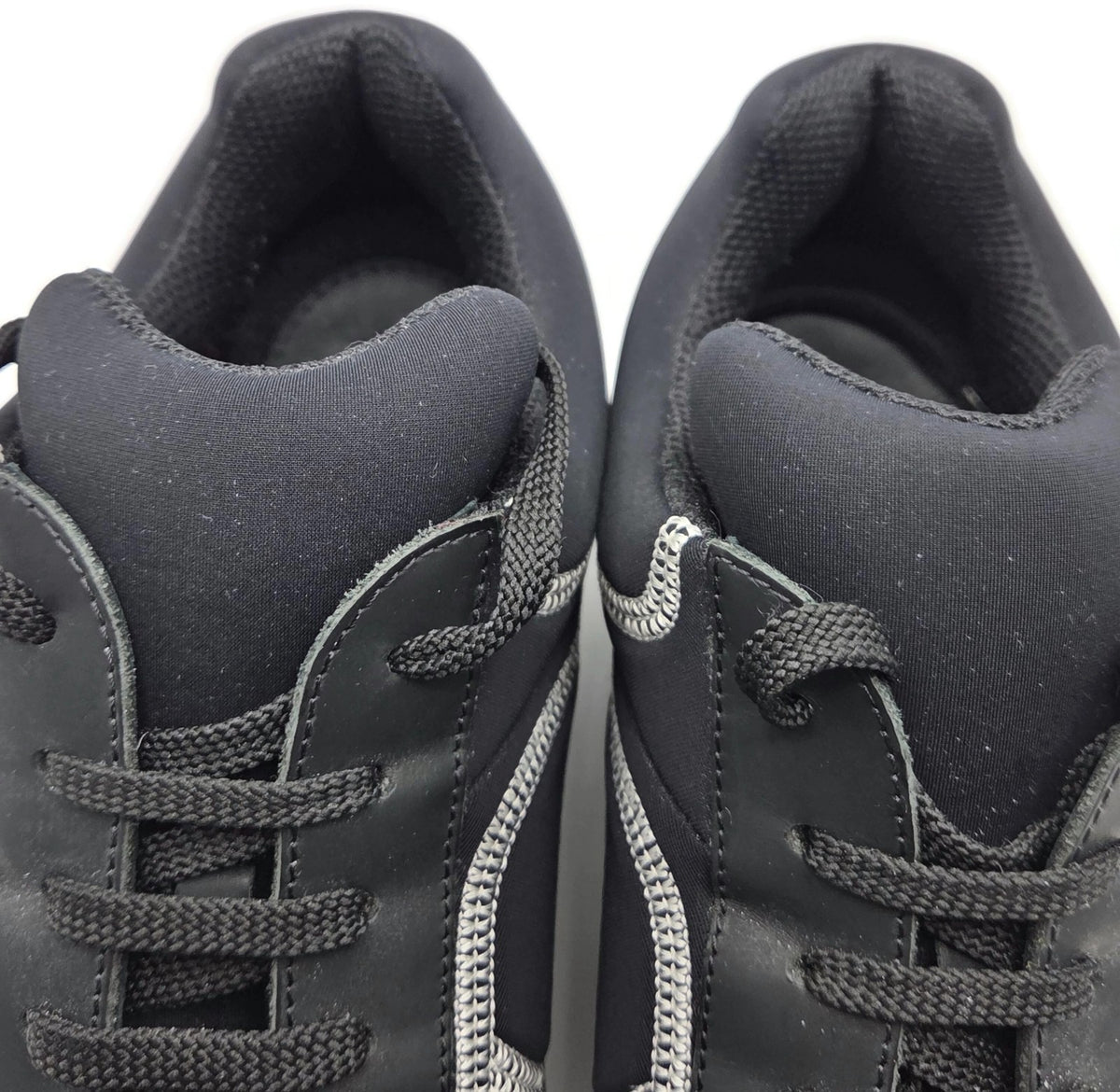 Chanel CC Low Top Sneakers Black Leather Platform Athletic Shoes Women Size 40.59