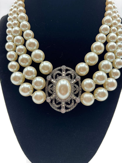 925 Marked 3 Strand Cream Pearl-Look Choker Necklace Oval Centerpiece 16in3