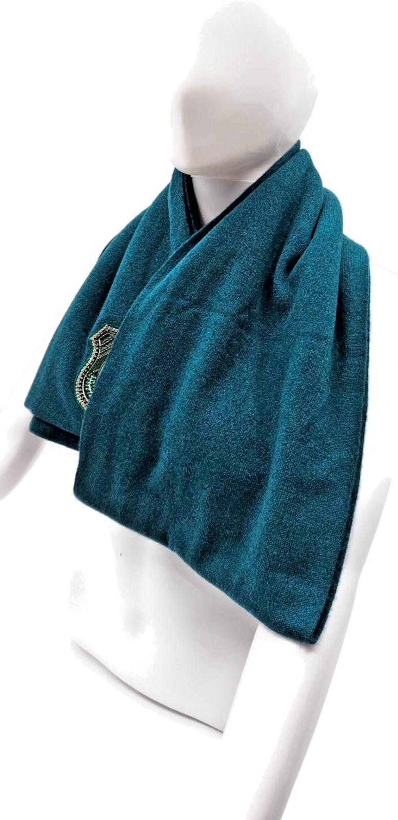 CHANEL 13A Coco Mark Shield Green Cashmere Scarf Wrap Stole NWT Made In Italy5