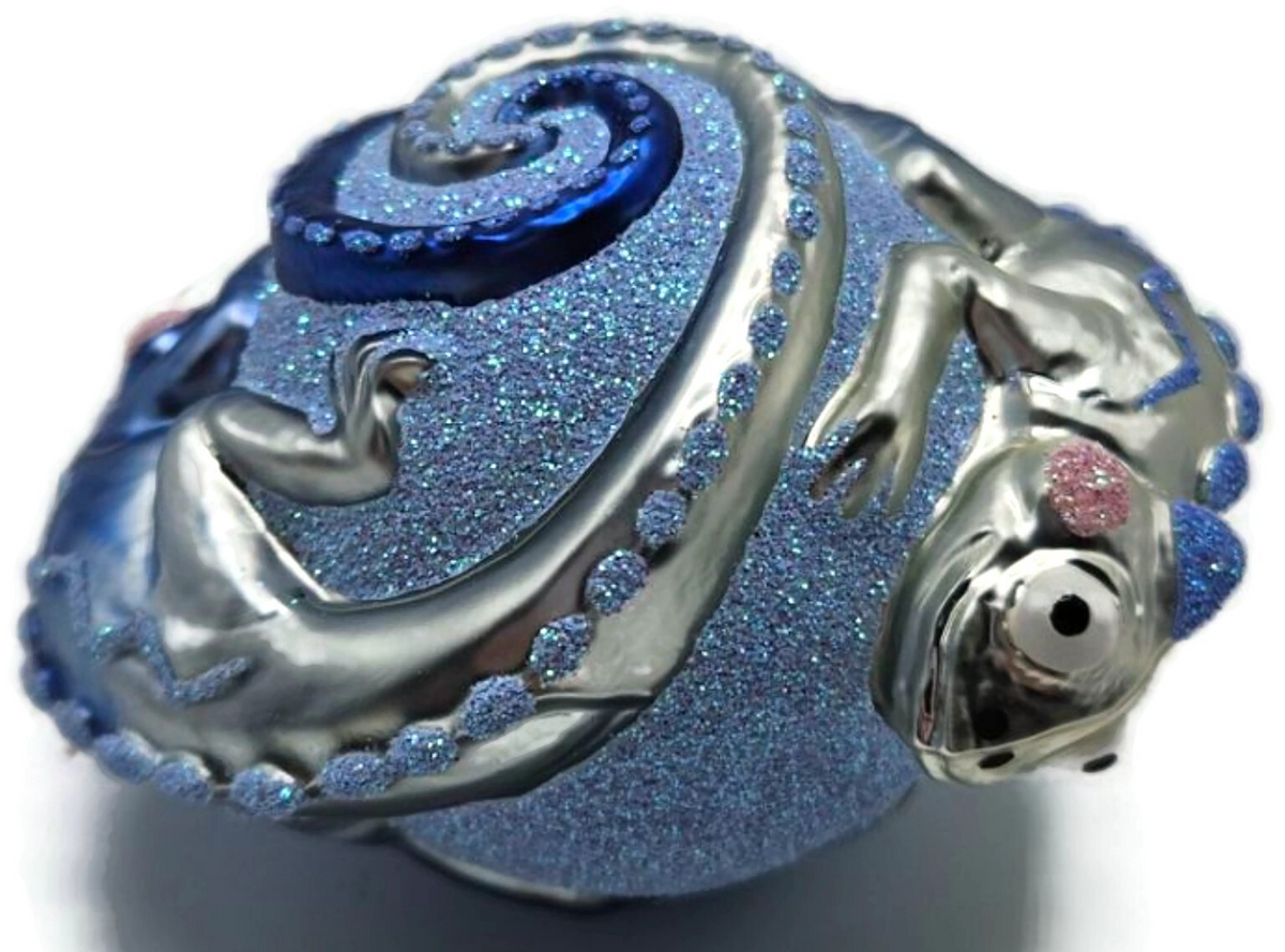 Patricia Breen Once Again for James Blue Chameleon Christmas Tree Ornament 26677