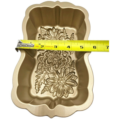 Wildflower Loaf Cake Pan 6 Cup Heavy Cast Gold Williams Sonoma Nordic Ware
