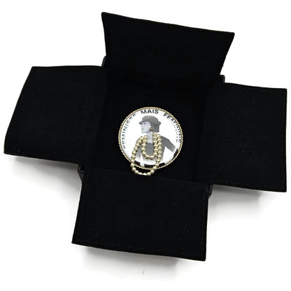 Coco Chanel Feministe Mais Feminine Brooch Pearl Gold Tone Pin Rare with Box