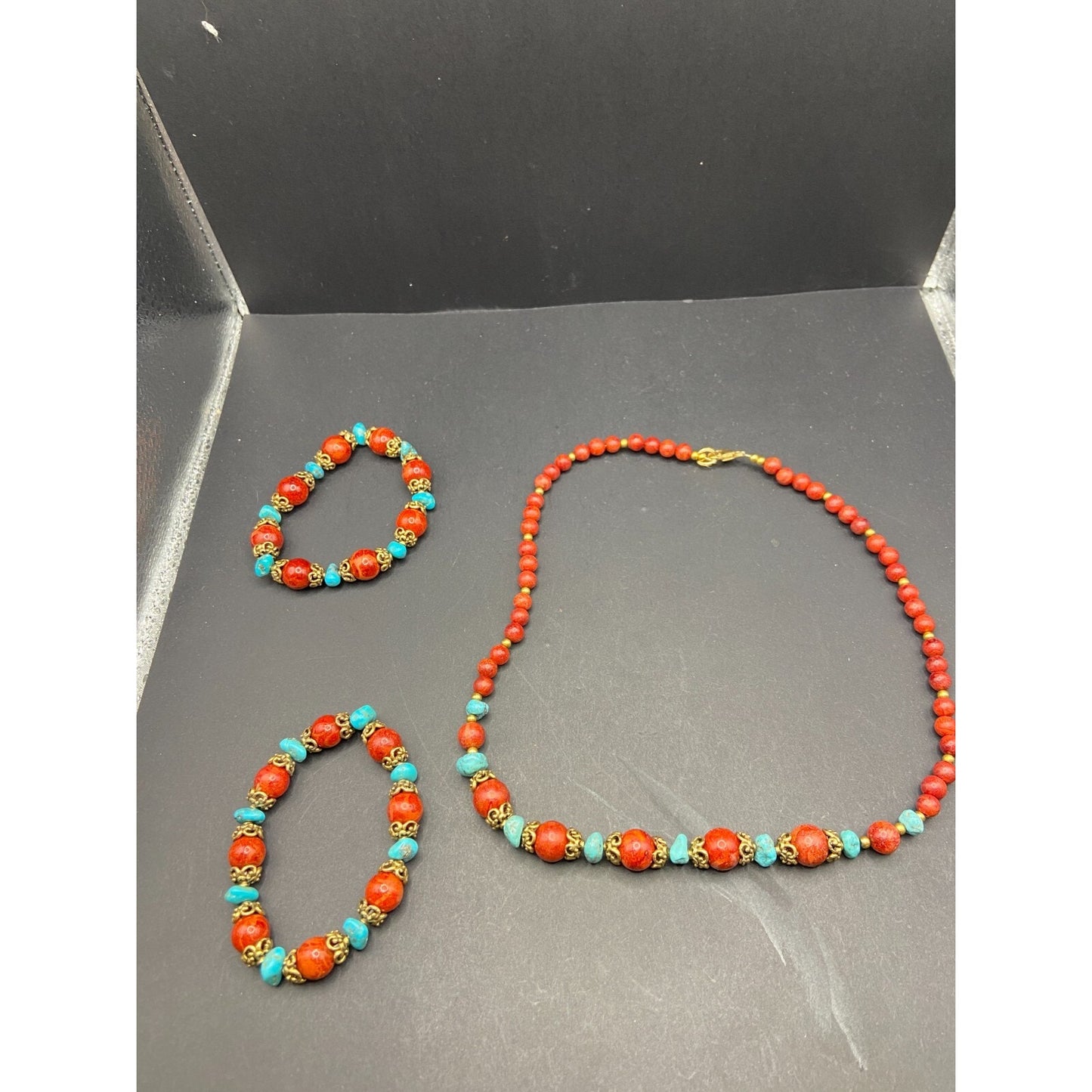 3 Pc Set Sponge Coral Turquoise Beaded Necklace Bracelets Gold Tone Metal