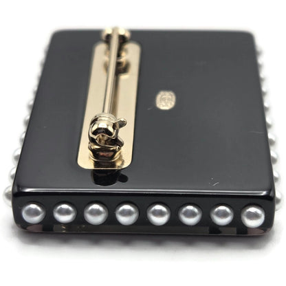 Chanel 19C La Pausa Yacht Stamp Brooch Pin CC Logo Cruise Ship Pea AB0921 Y47494