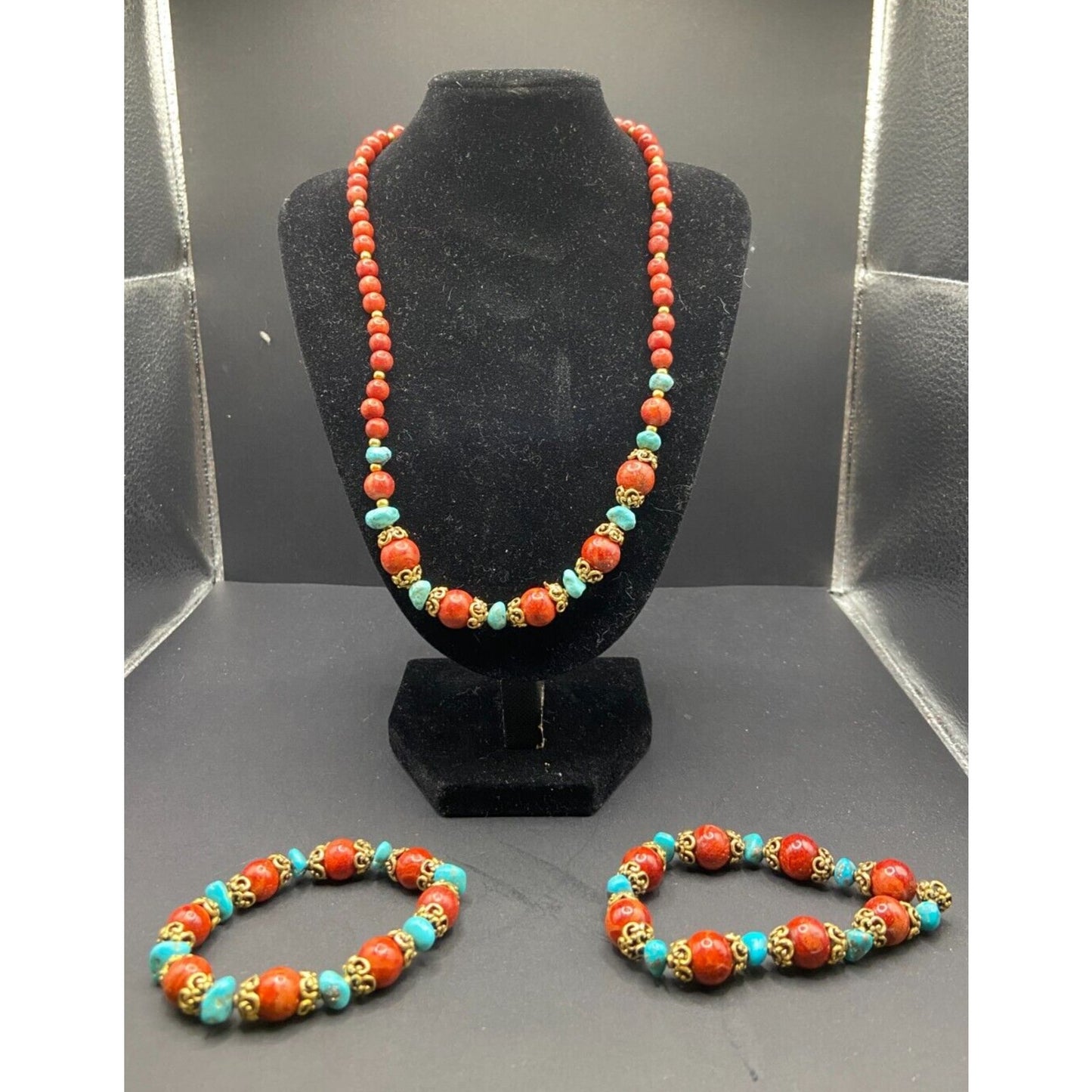 3 Pc Set Sponge Coral Turquoise Beaded Necklace Bracelets Gold Tone Metal