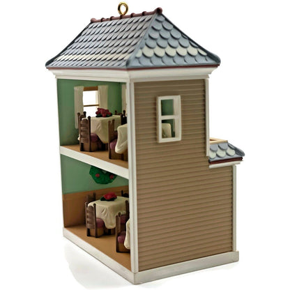 Hallmark Cafe 1997 Nostalgic Holiday Christmas Village Tree Keepsake Ornament