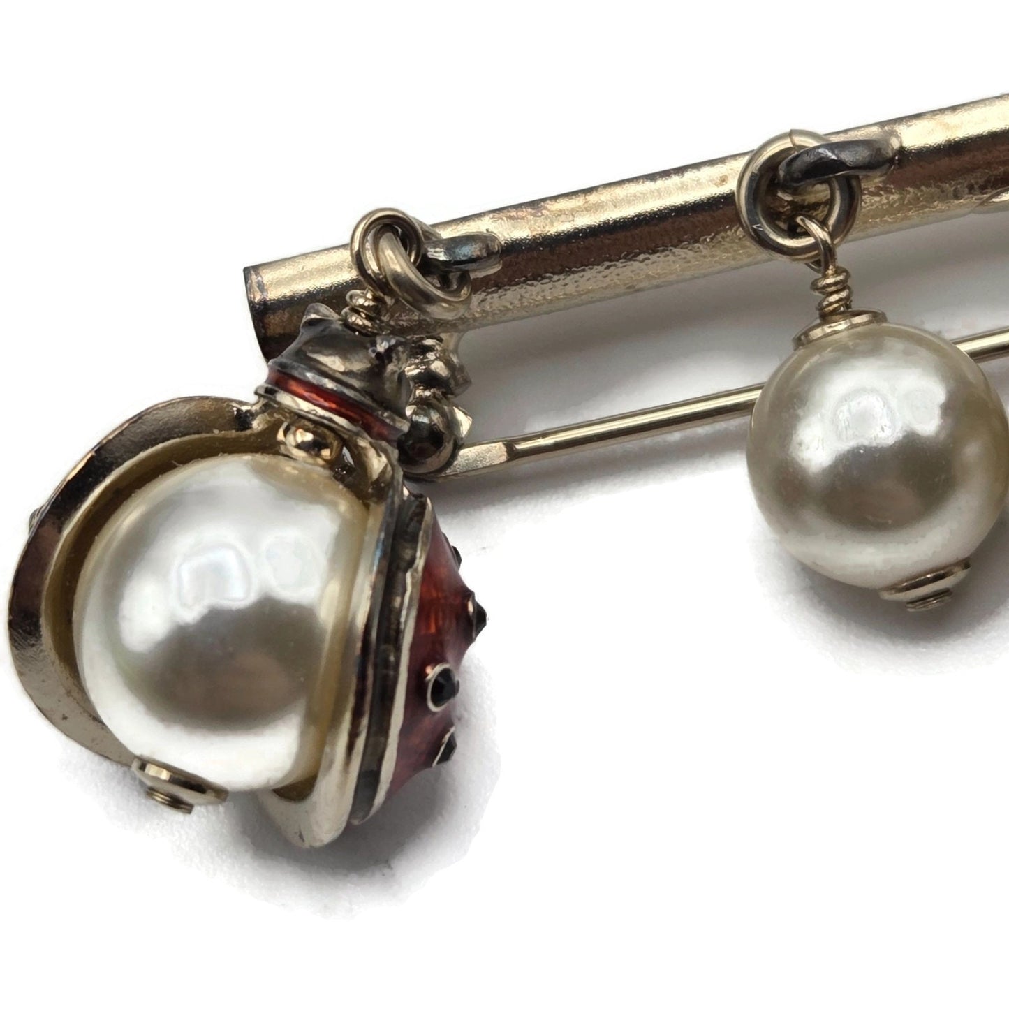 Chanel Gold Enamel Ladybug & Pearl Dangling Brooch A97981 Z5712 Spring 2018 VTG