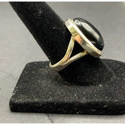 Black Onyx Cocktail Ring Oval Cabochon Gemstone Silver Tone Metal Size 7
